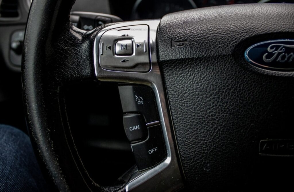 Ford Galaxy 7miestné - 11