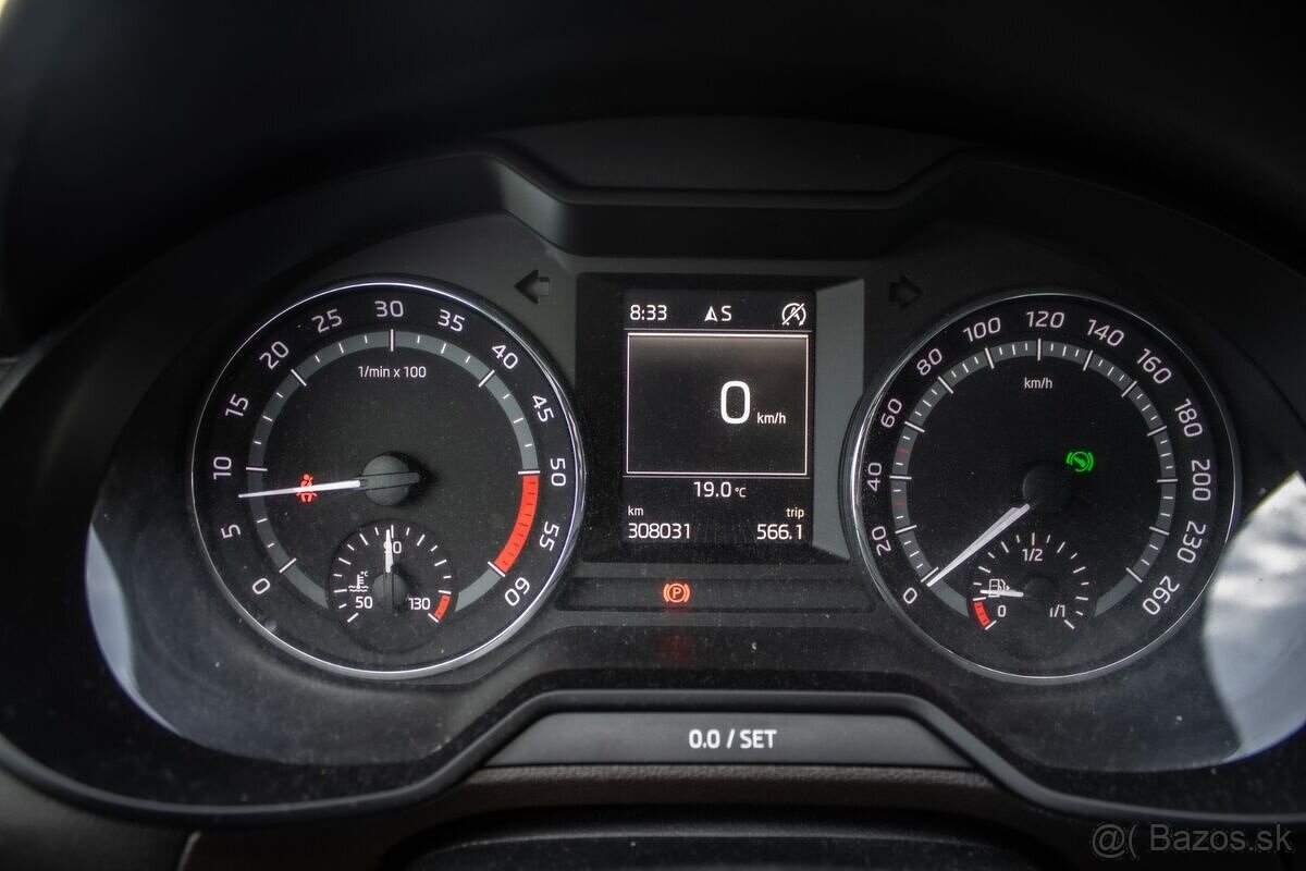 Škoda Octavia Combi Scout AT/6 135kW - 11
