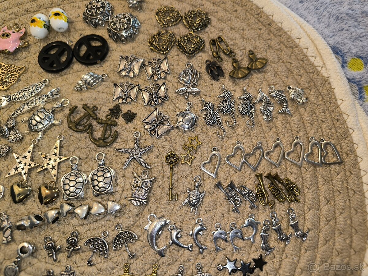 Bižutéria,náušnice,náhrdelníky,brošne,prstene,prívesky - 11