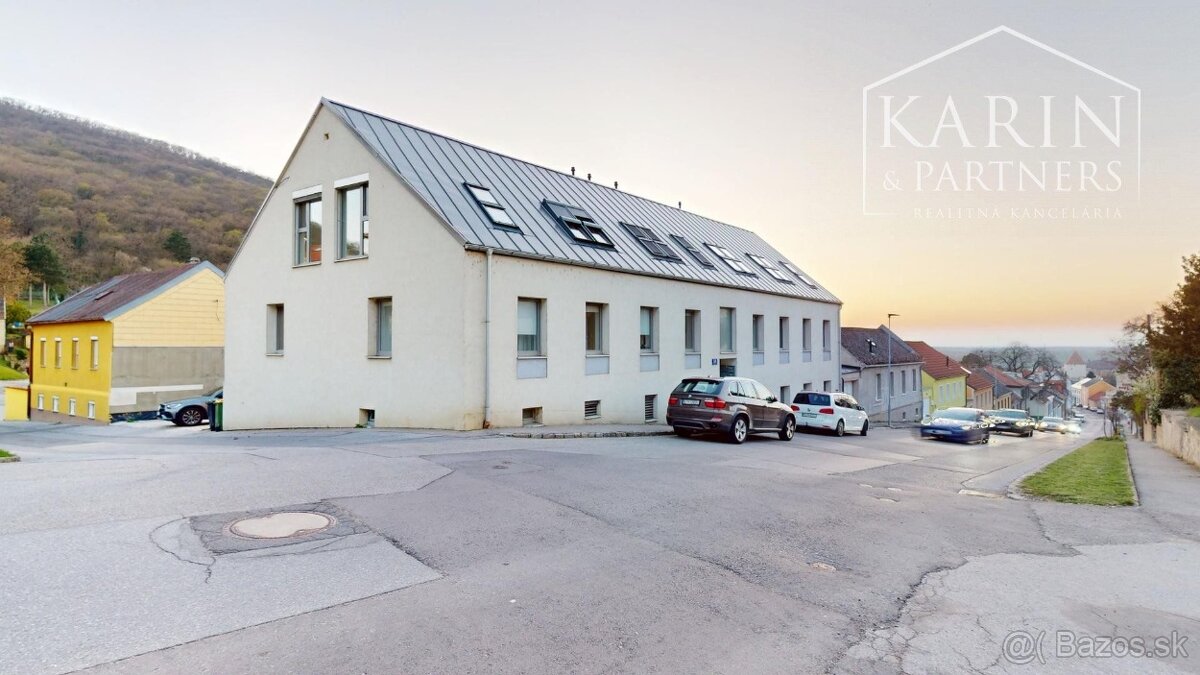 3i byt pod hradom v Hainburgu | terasa s výhľadom | parking - 11