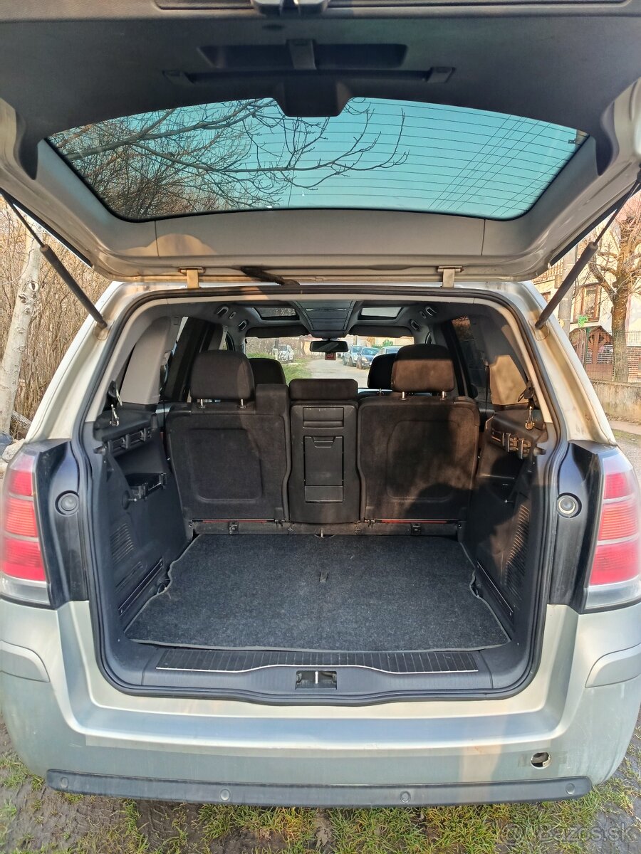 Predam Opel Zafira - 11