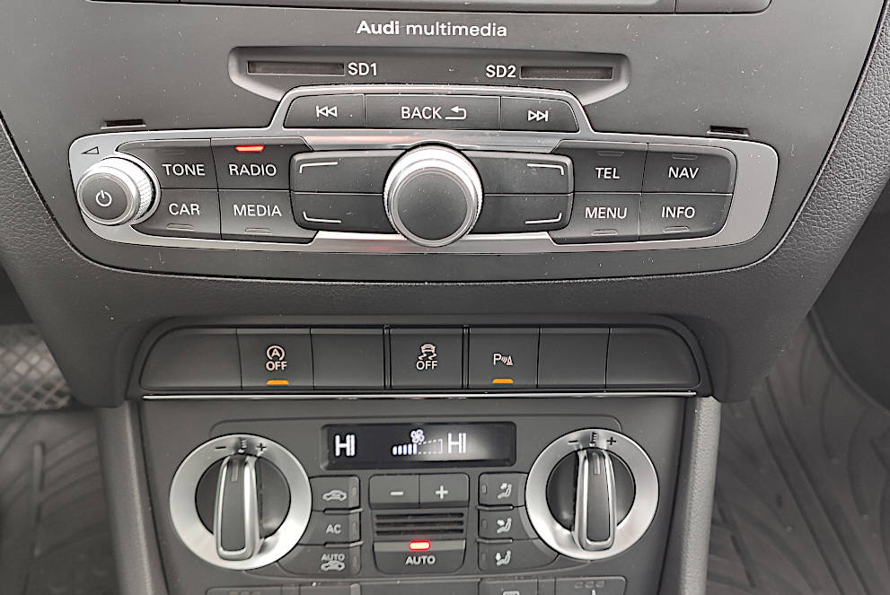 Audi Q3 2.0 TDI quattro - 11