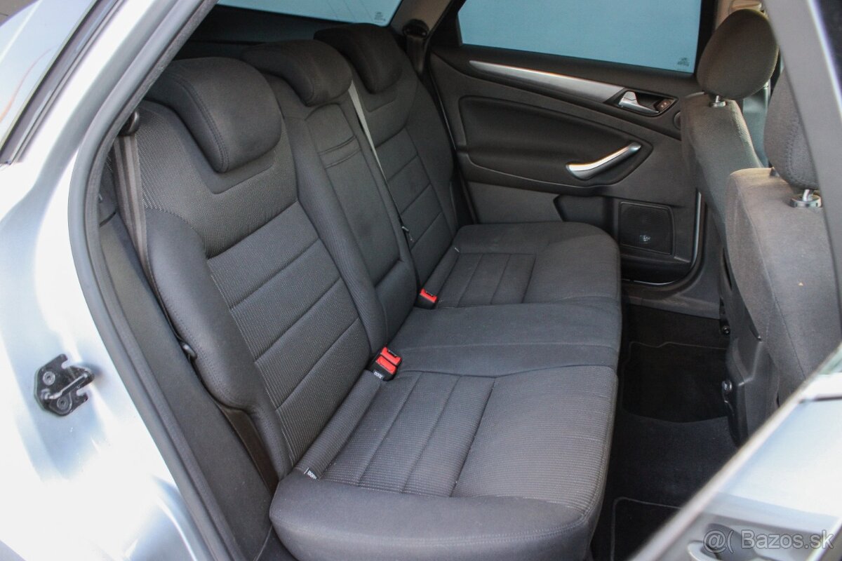 Ford Mondeo Combi 1.6 EcoBoost - 11