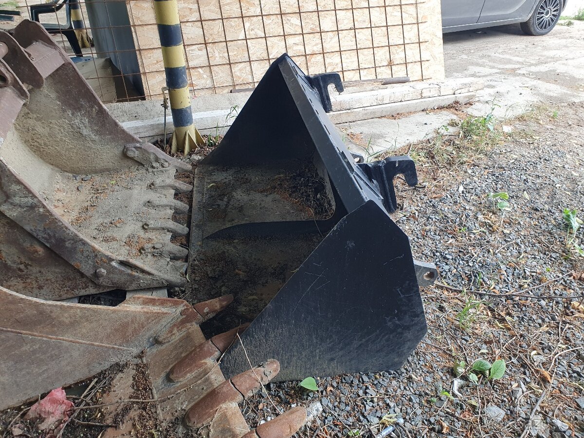 Kolesový nakladač Kramer Allrad 880 - 11