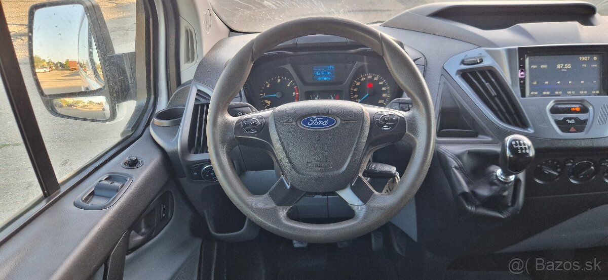 Ford Transit Custom 2.2 cdti 6 miestne - 11