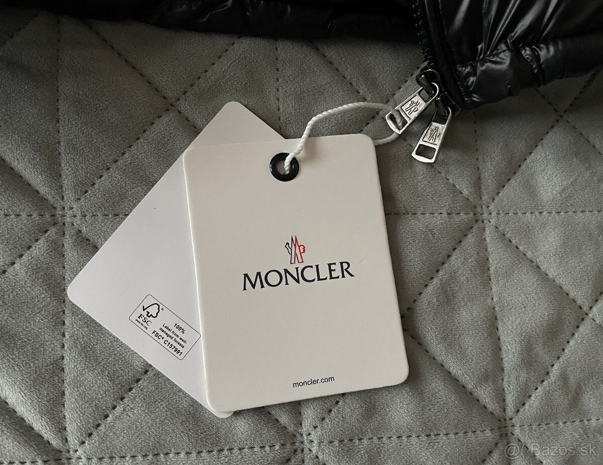 Moncler vesta - 11