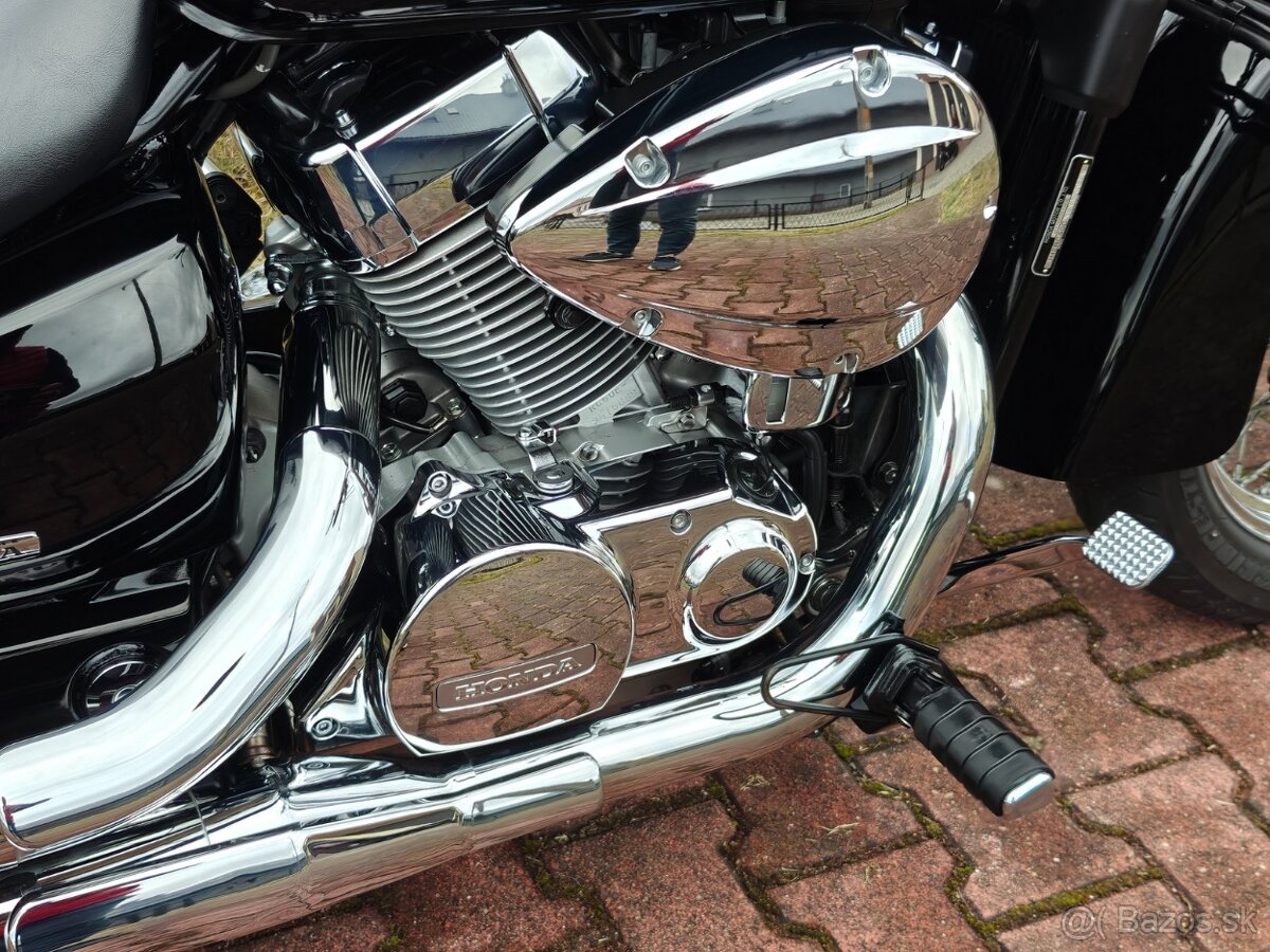 Honda VT 750 Shadow - 11