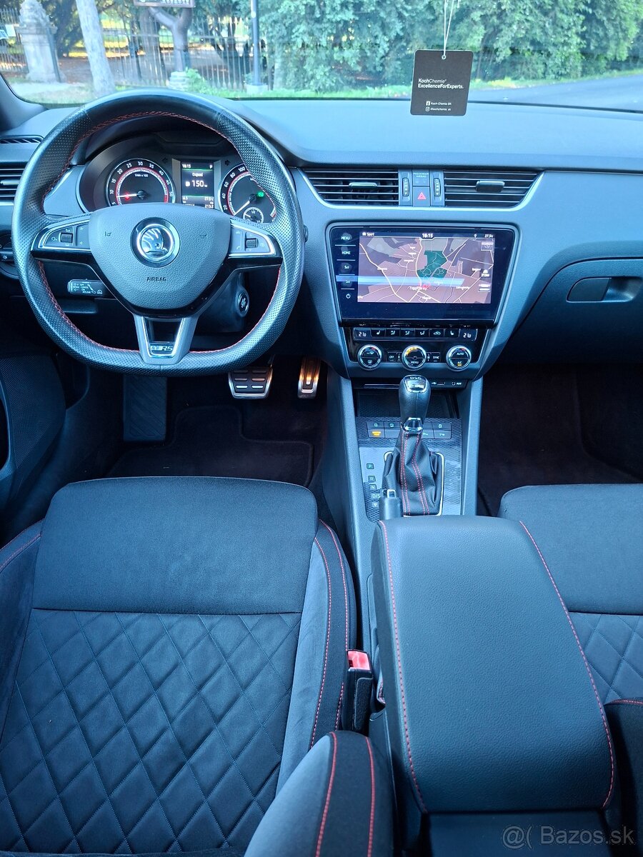 ŠKODA OCTAVIA RS COMBI DSG 11/2017 - 11