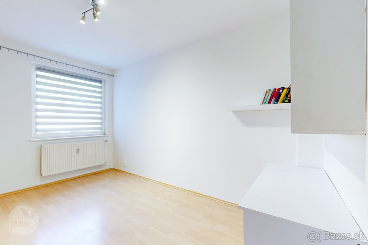 Na prenájom 2 izbový byt, čiastočne zariadený, Starý Juh, PP - 11