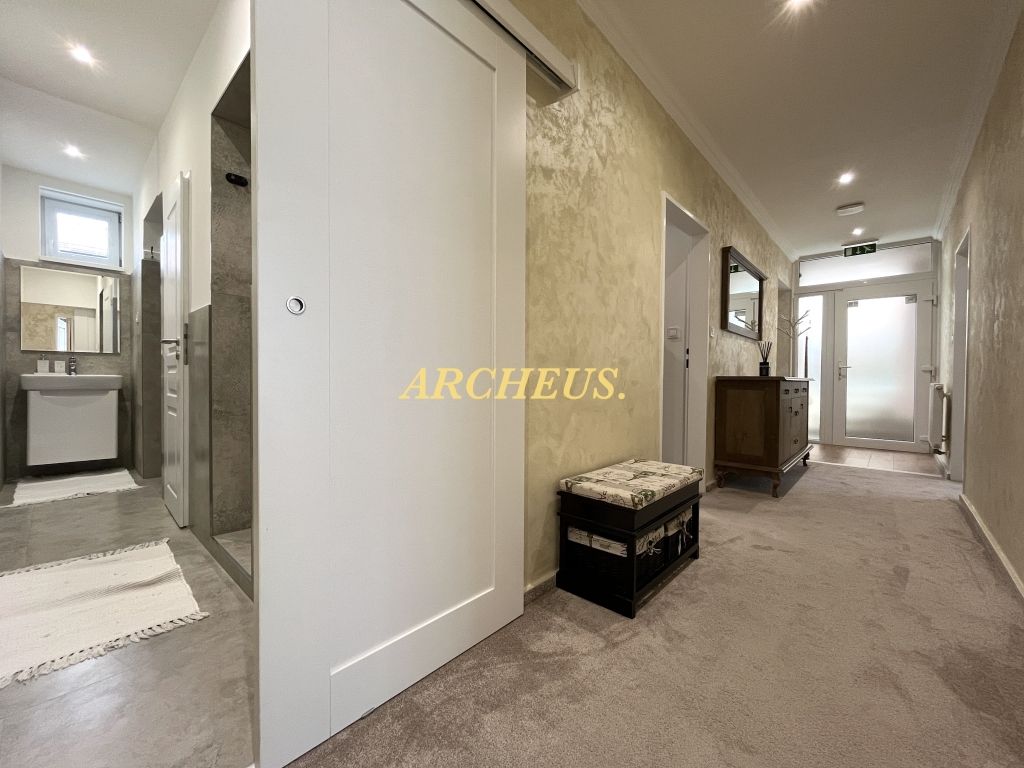 NÁJOM - 3 IZBOVÝ BYT S PARKOVANÍM, HURBANOVA BARDEJOV - 11