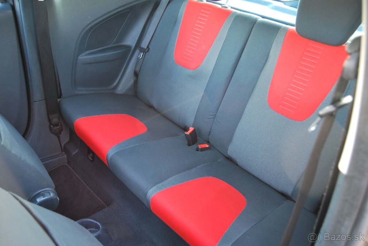 Ford KA Titanium 1,2i - 11