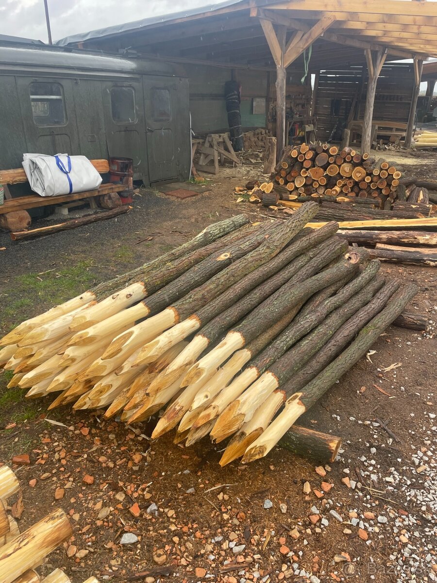 Predám agátové koly,stĺpy,rezivo,dosky. Doprava celá SR. - 11