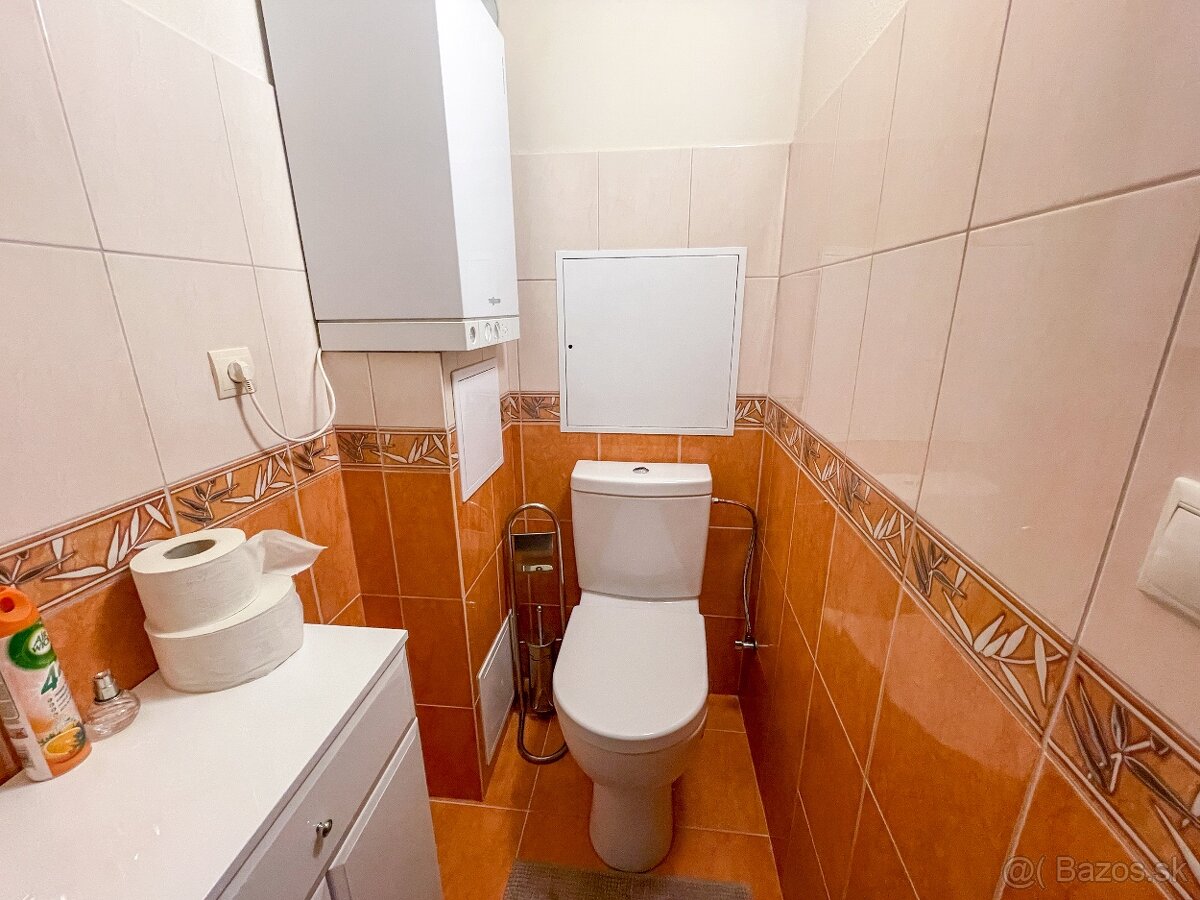 Exkluzívny trojizbový byt s balkónom na prenájom, Vráble - 11