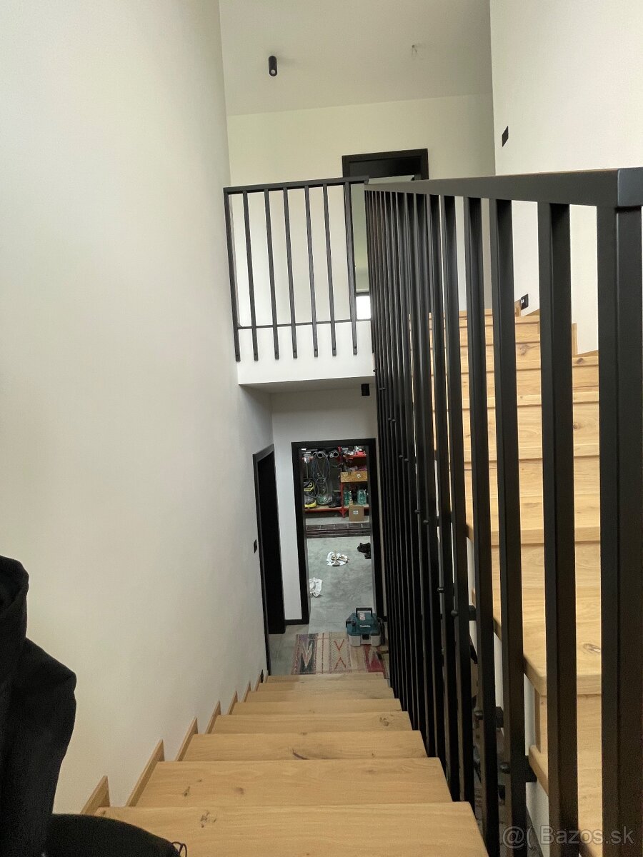 Kovovýroba - brány, ploty, konštrukcie, zákazková výroba - 11