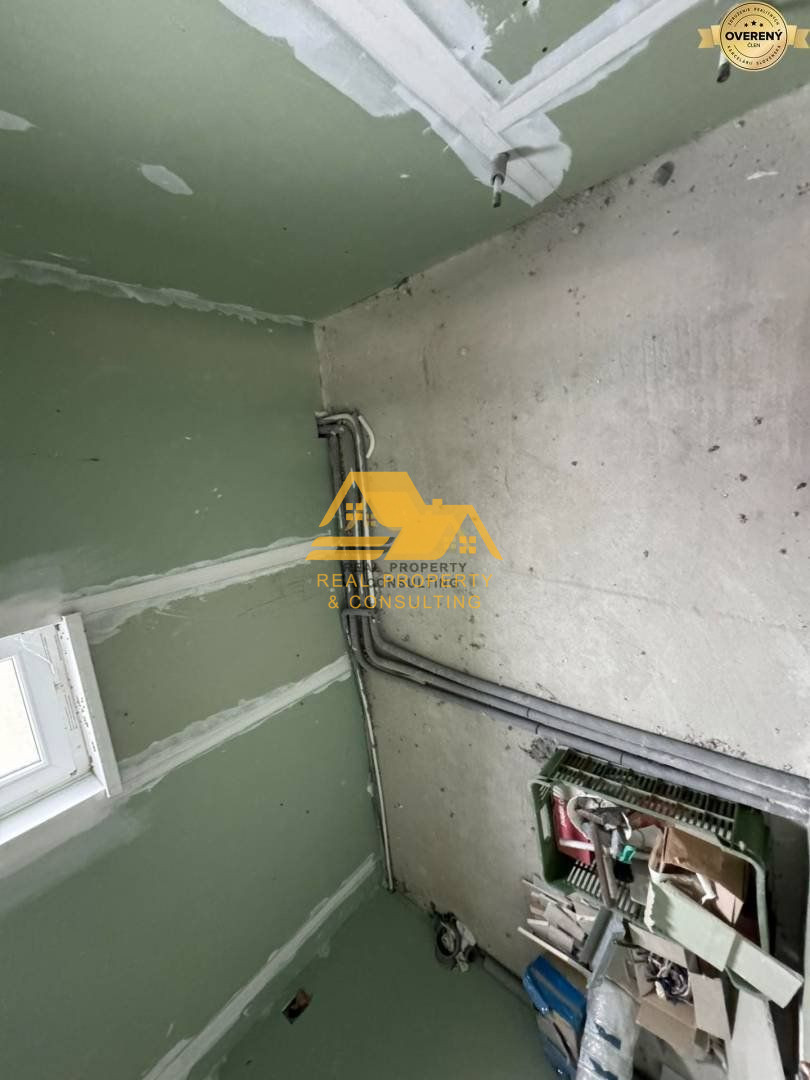 Predám rodinný dom v obci Podhájska - 11