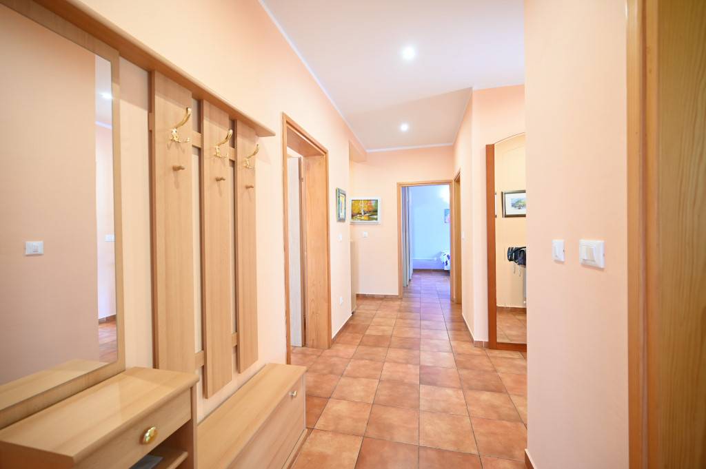 CHORVÁTSKO - 3-izbový dom 7 km od mesta POREČ - 11