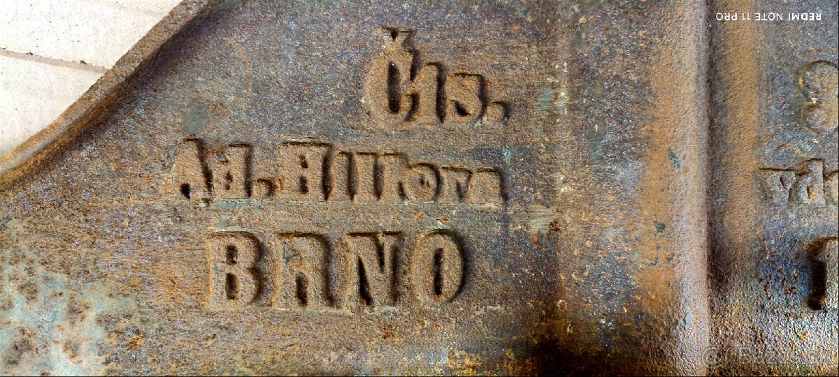 Predám historické zvonove hlavy - 11