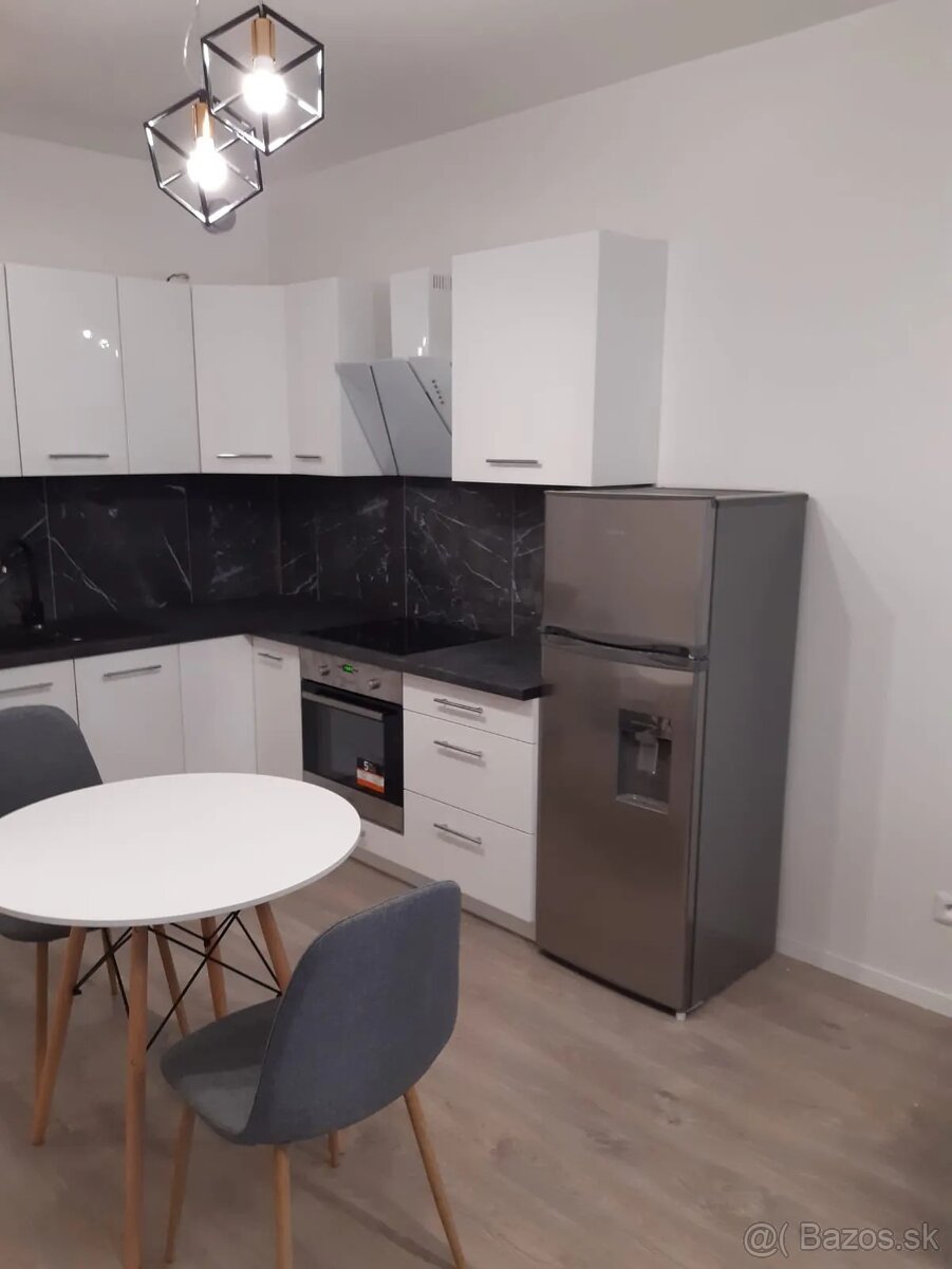 Realitná kancelária Realadr s.r.o. - 11