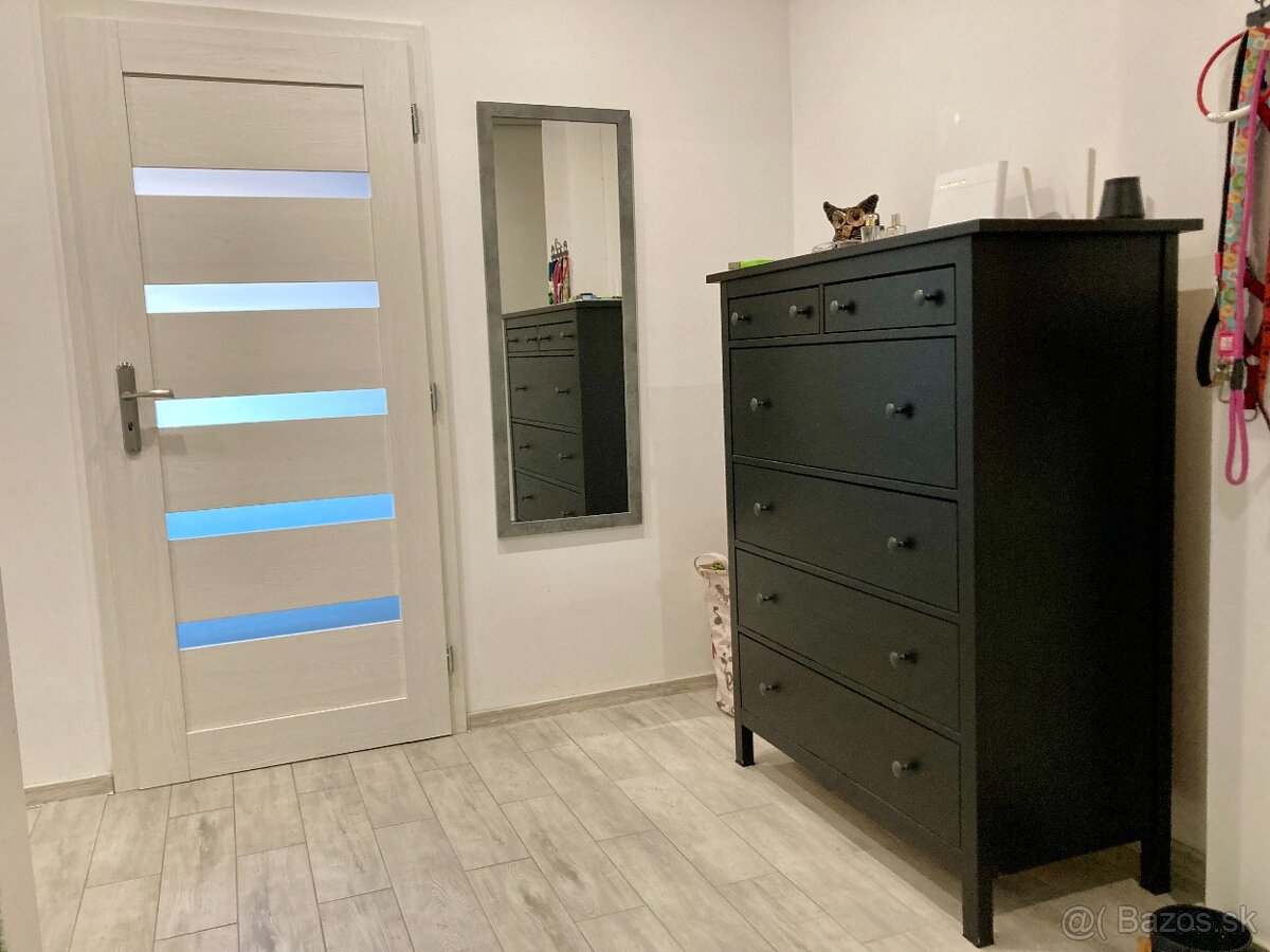 Nadštandardný 2-izbový byt 75m2 + parkovacie miesto, Komárno - 11