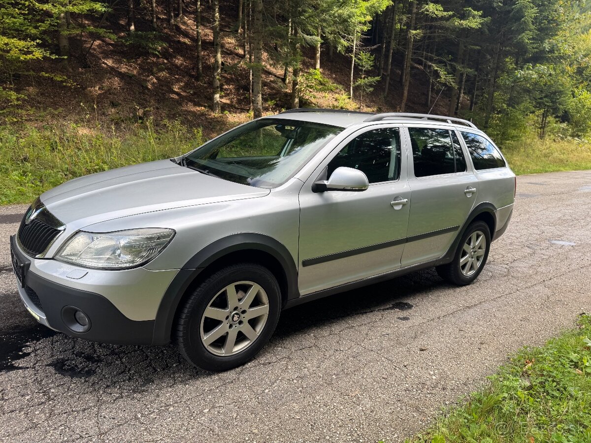 Škoda Octavia Scout 4x4 2.0 TDI 103kW Facelift - 11