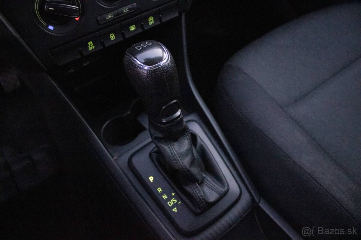 Škoda Rapid Spaceback SB 1.2 TSI 90k Active DSG - 11