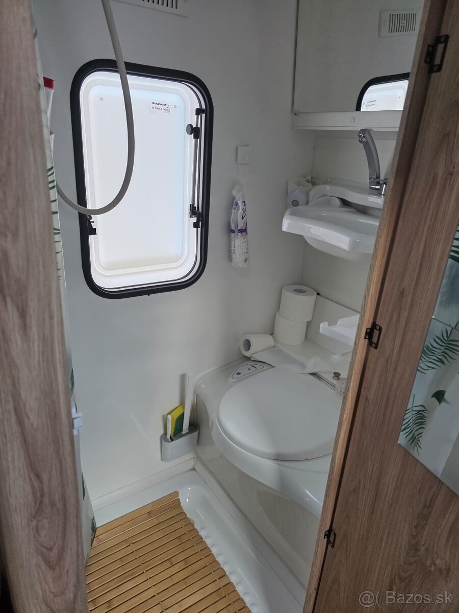 Zateplený Karavan Niewiadow do 750kg-znížená cena - 11