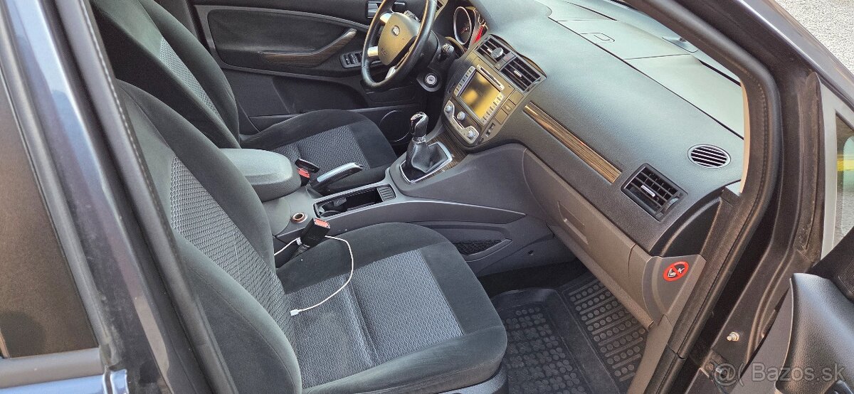 Ford Focus C-max GHIA - 11