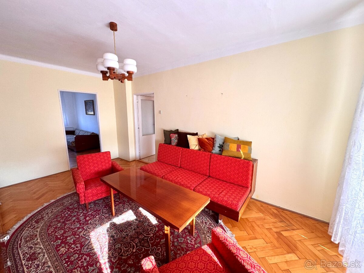 Na predaj: 3-izbový byt s garážou v tehlovej bytovke –Bajč - 11