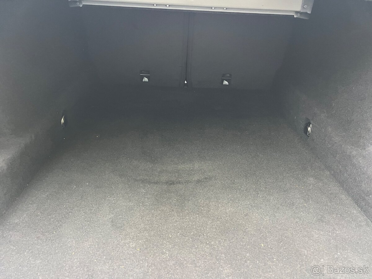 BMW Rad 8 Coupé 840d xDrive M-PERFORMANCE / SWAROVSKI - 11