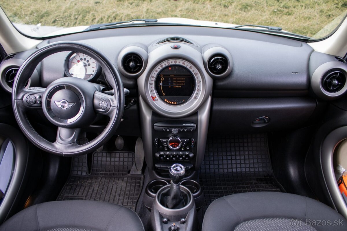 Mini Cooper Countryman 1.6i 85 kW - 11