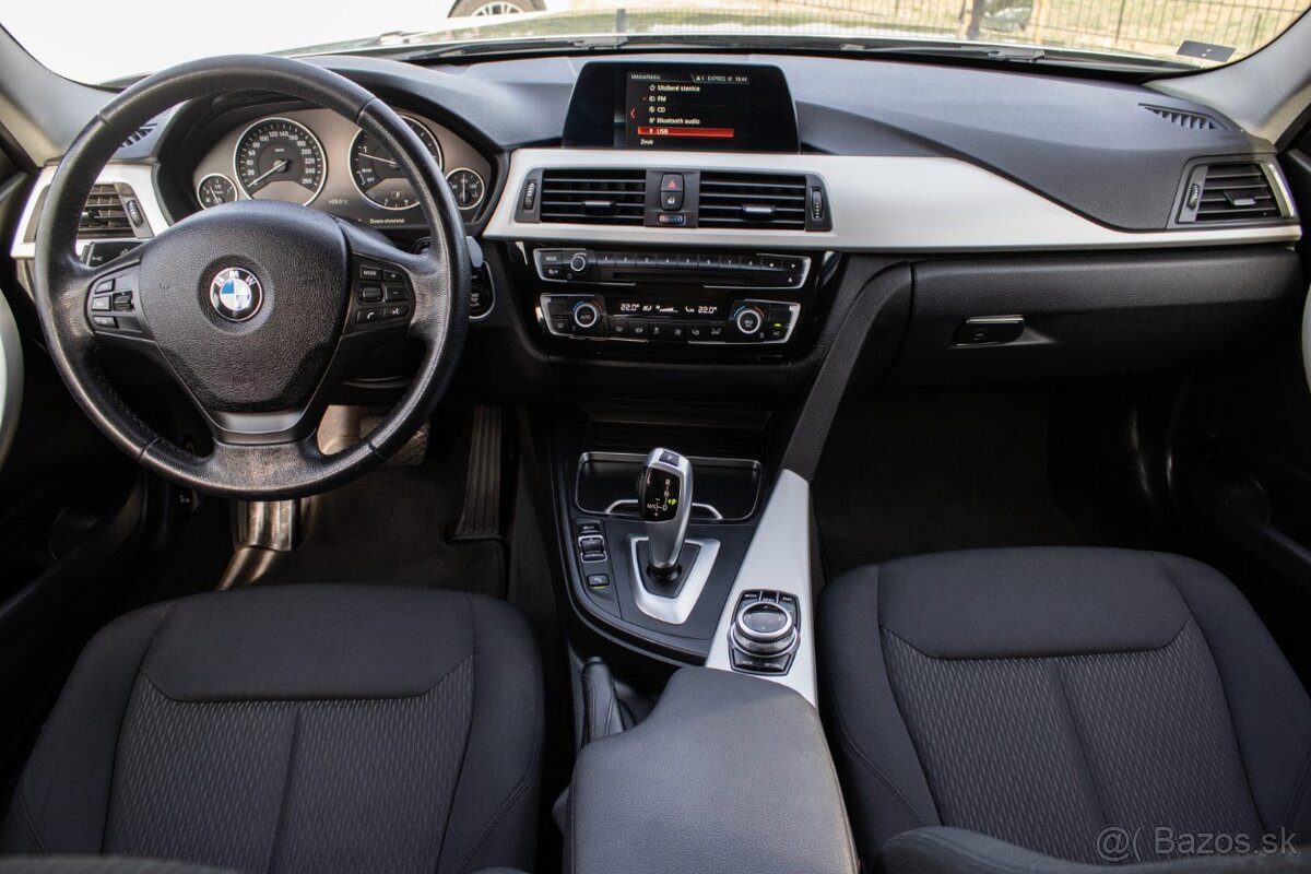 BMW Rad 3 Touring 318d 2017, 110kW - 11