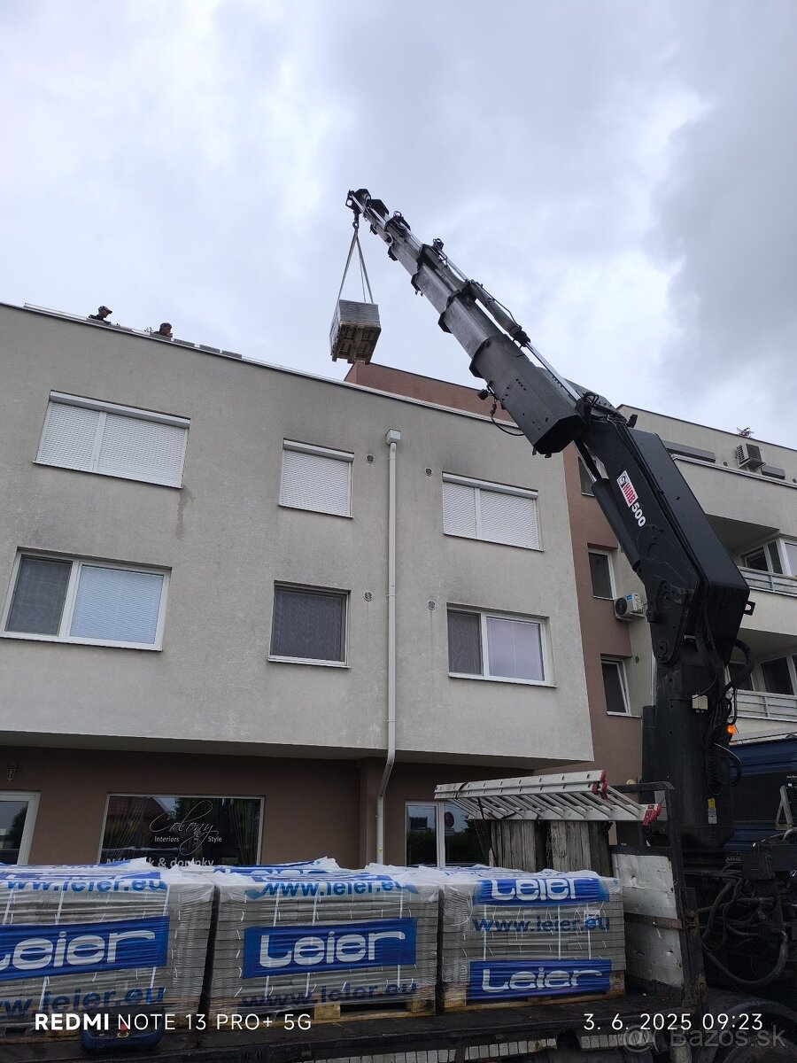 Autodoprava s hydraulickým rukou - 11