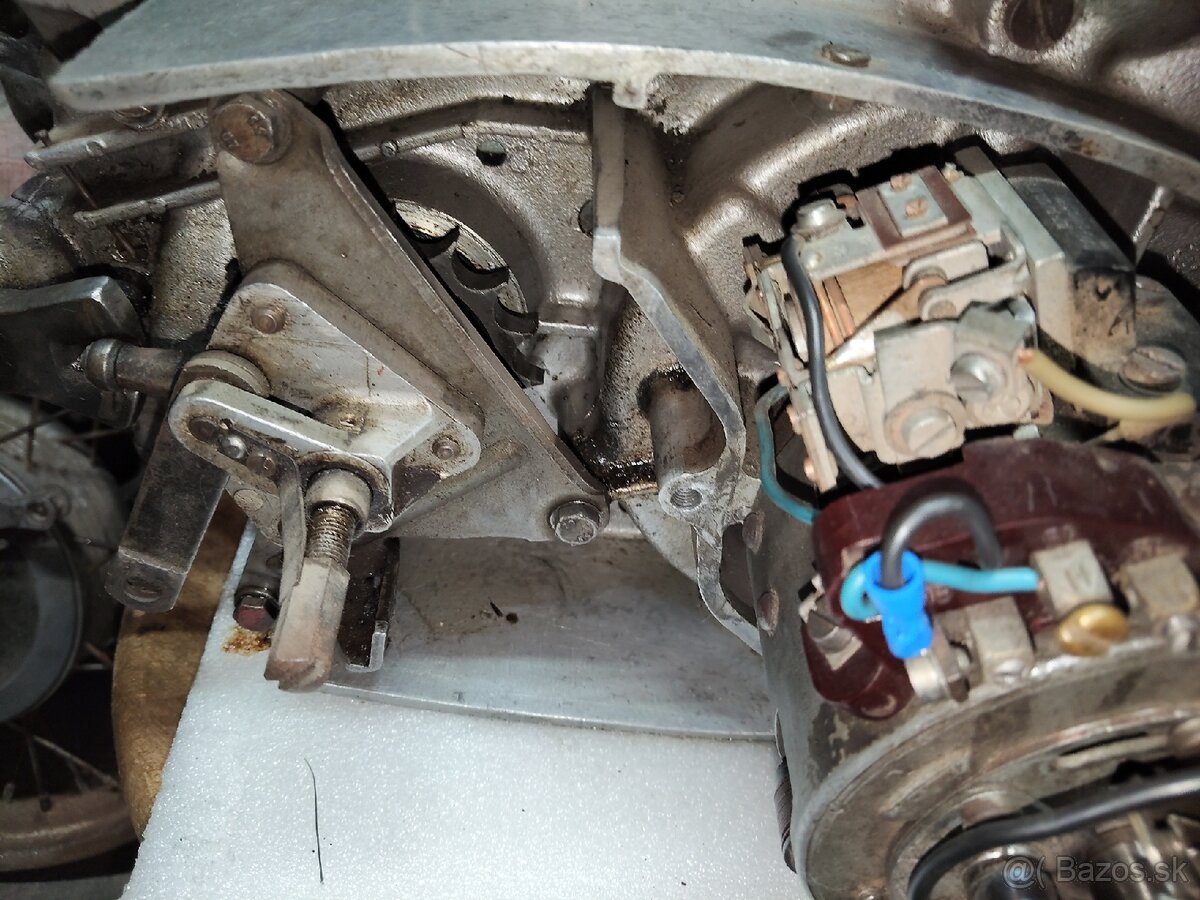 Jawa 350 typ 354 motor - 11