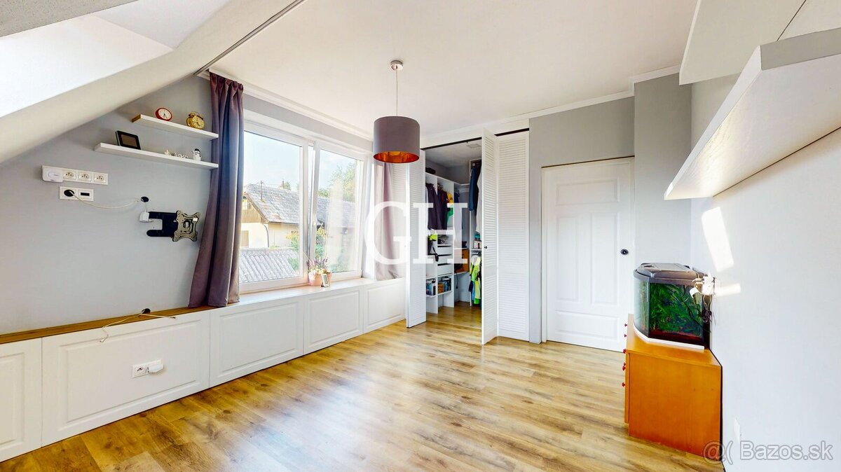 NOVÁ BAŇA- RODINNÝ DOM- ČIASTOČNÁ REKONŠTRUKCIA - 11