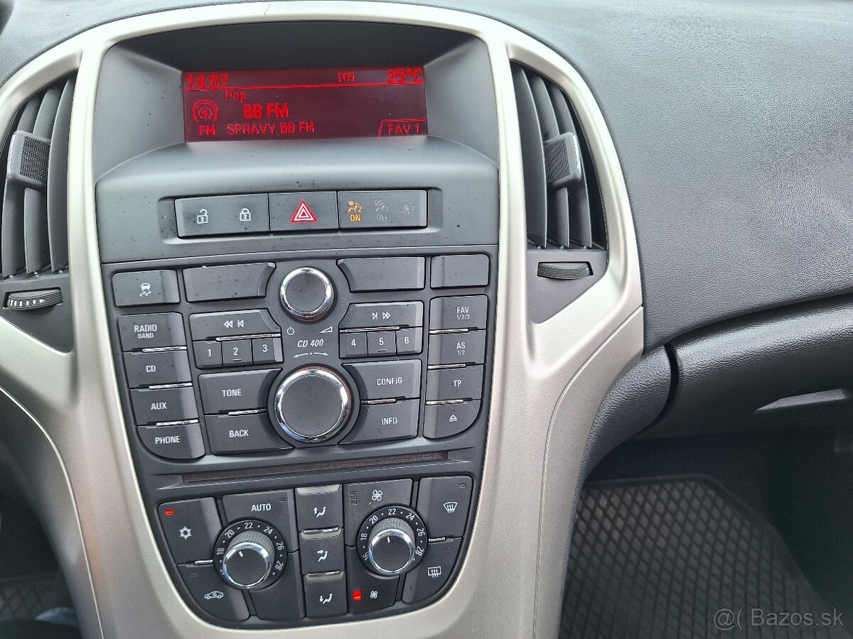 Opel Astra Sport 1,7 CDTi - nová TK, EK - 11