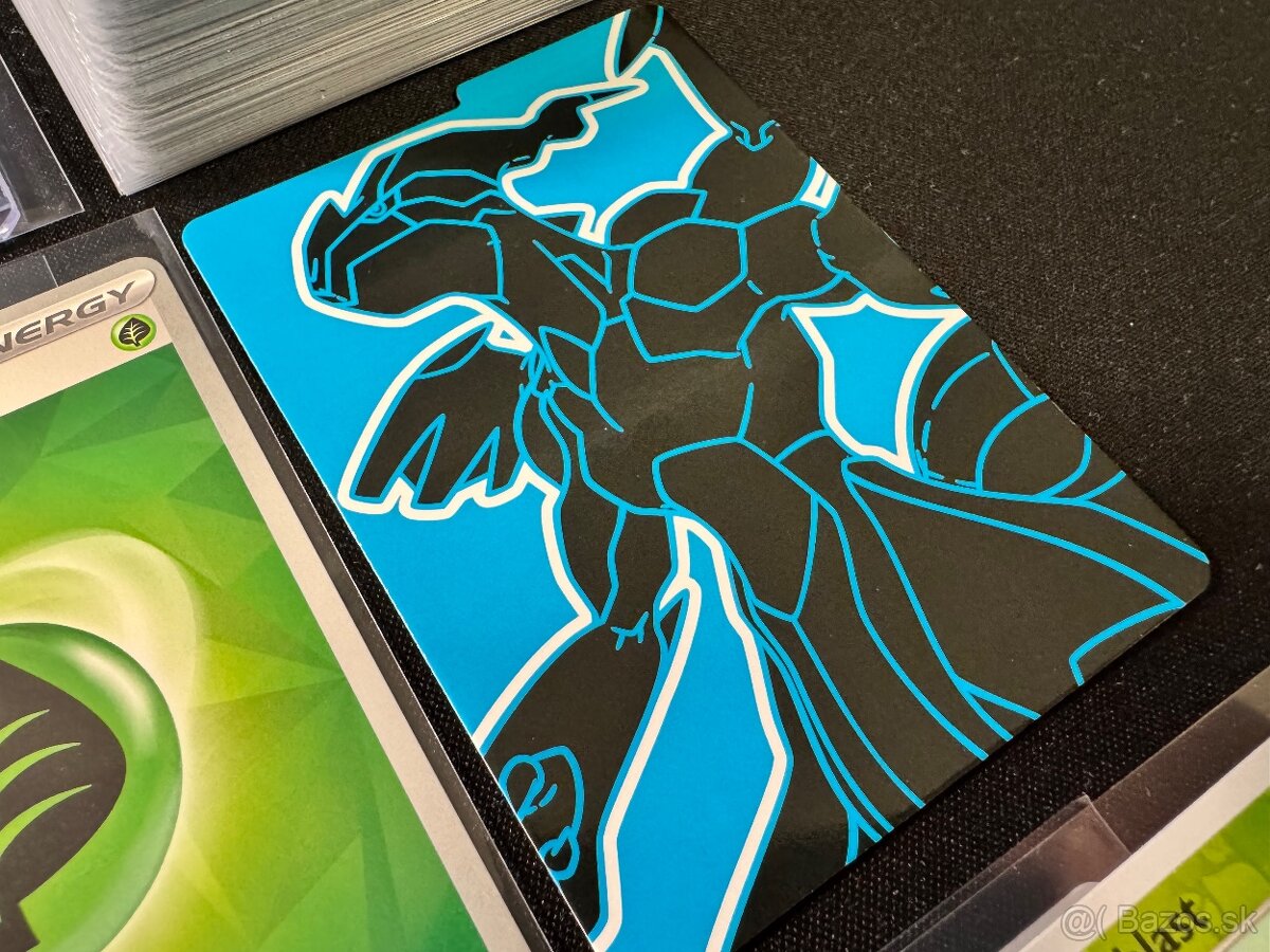 Pokemón MEGA balík (F): 100ks kariet v obaloch s EX + darček - 11