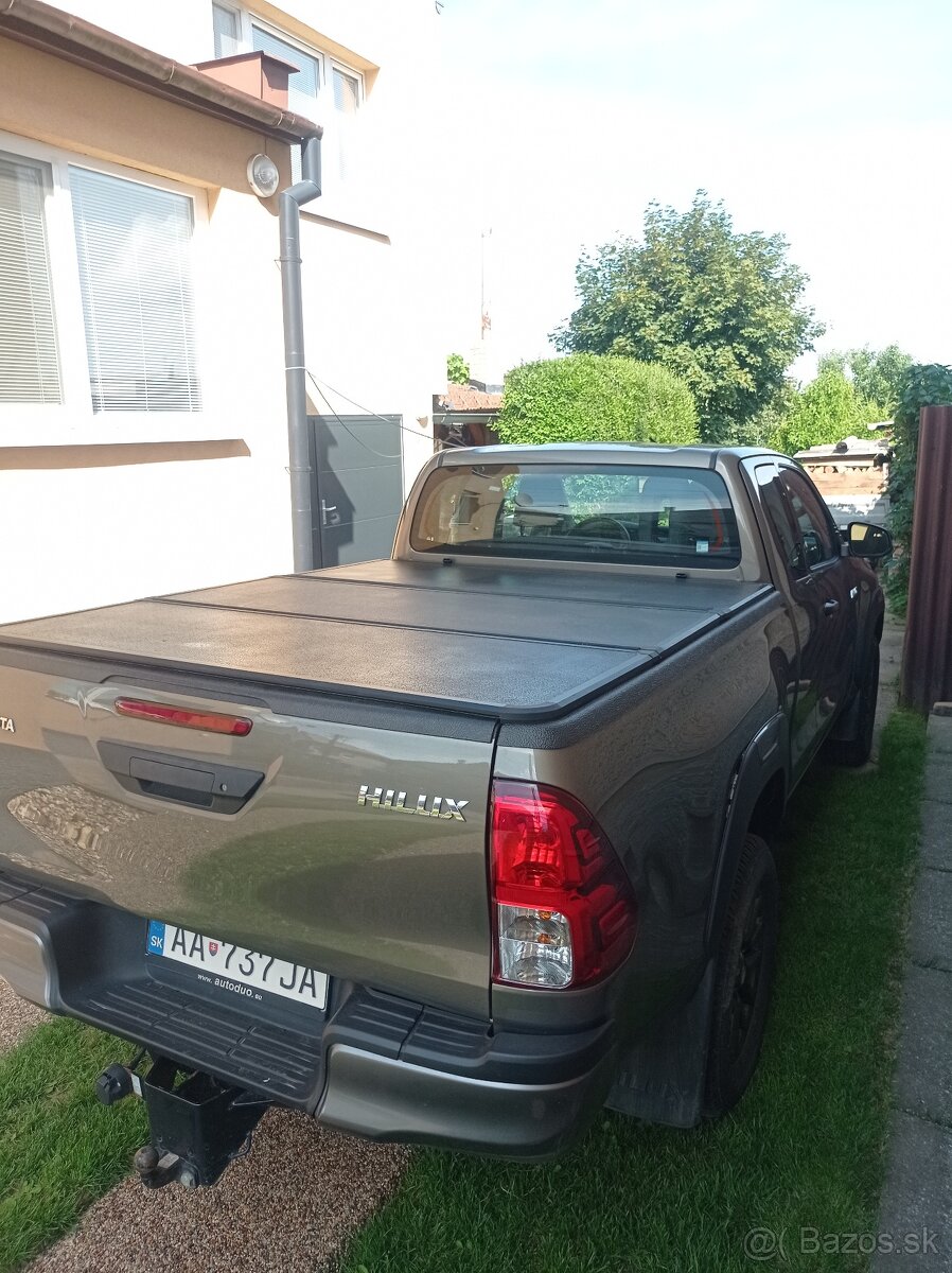 Toyota Hilux - 11