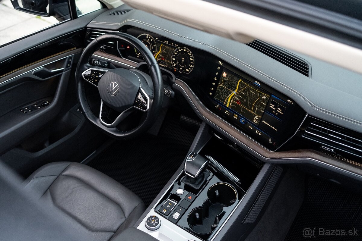 Volkswagen Touareg 3.0 V6 TSI eahybrid - 11