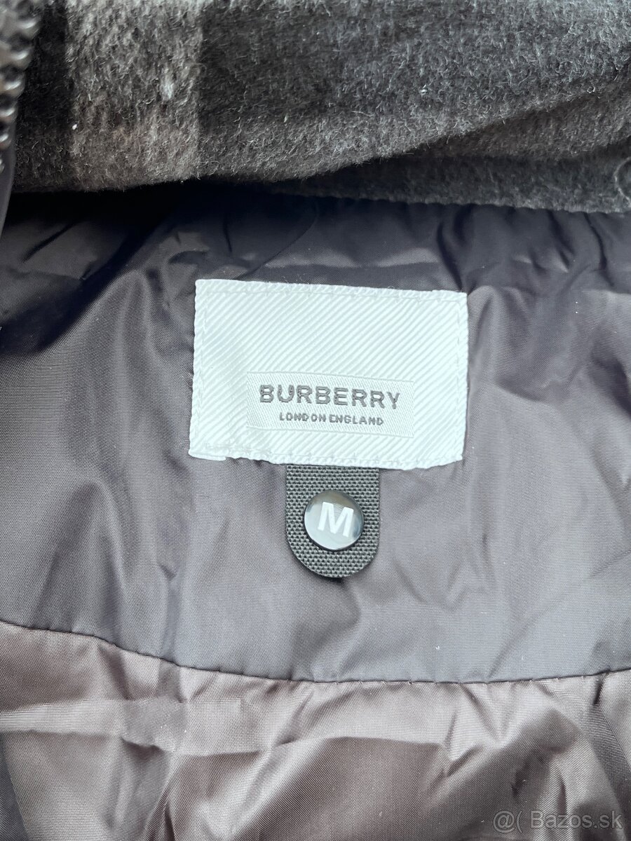 Burberry Puffer Bunda - 11