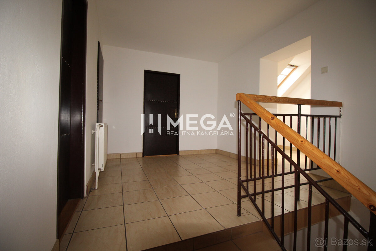 NA PREDAJ: Výnimočná nehnuteľnosť vo Vranove nad Topľou - 11