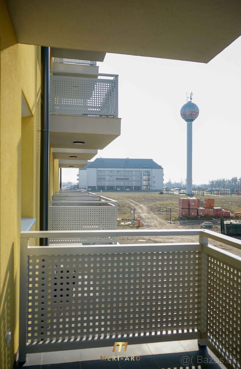 Moderne zariadený 1,5-izbový byt s balkónom a parkovaním - 11