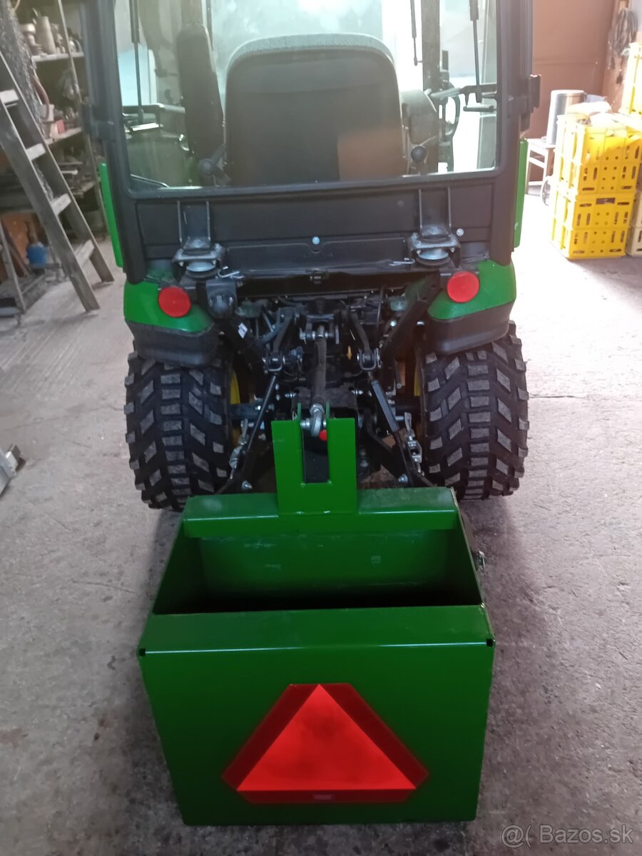 Traktor john deere 1026 - 11