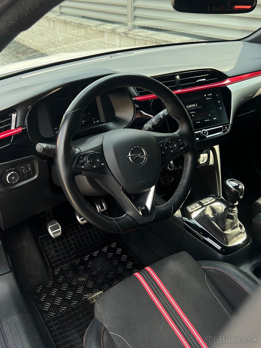 Opel Corsa GS line 1.2Benzin - 11
