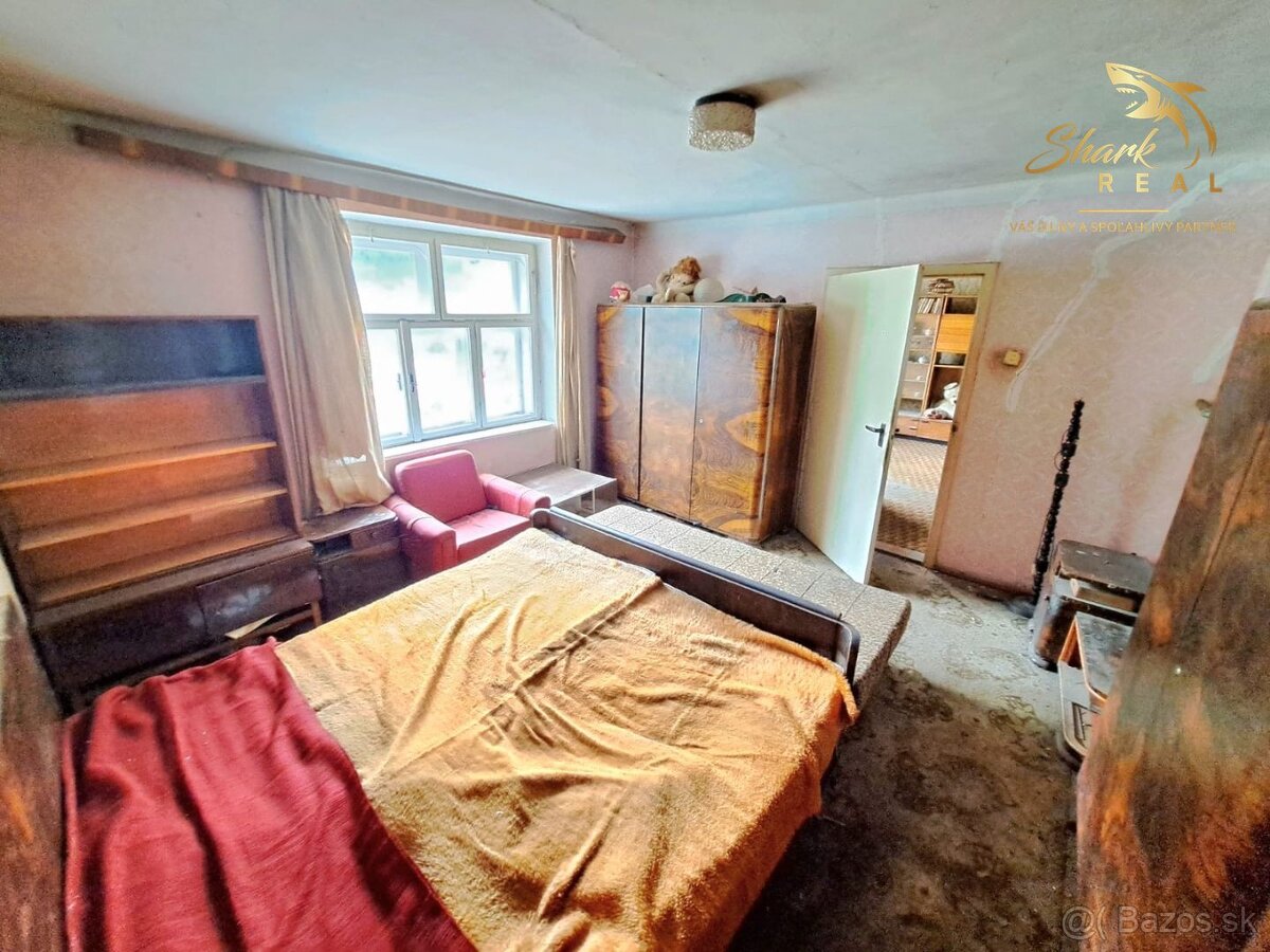 REZERVOVANÉ / Domček s veľkým potenciálom - 11