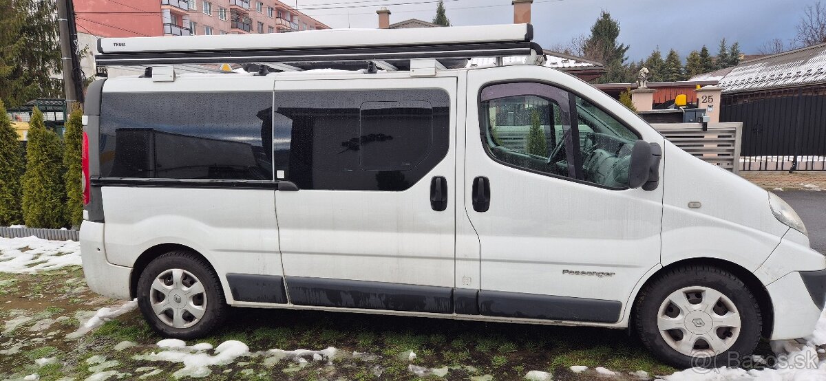 Predam Renault Trafic 2.5td Passenger 8miestny. - 11