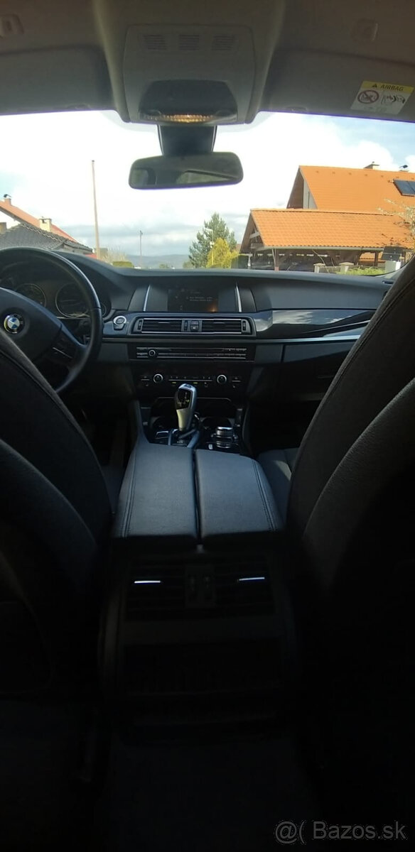 BMW F11 520d xDrive 2015 - 11