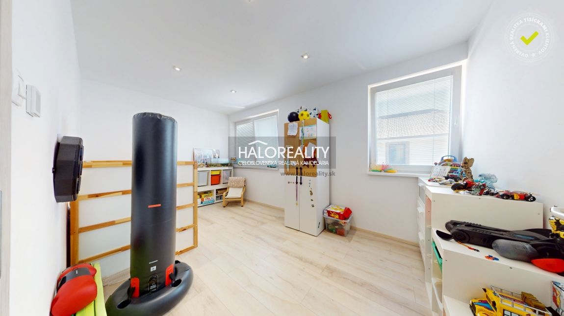 HALO reality - Predaj, trojizbový byt Galanta, Orechová ulic - 11