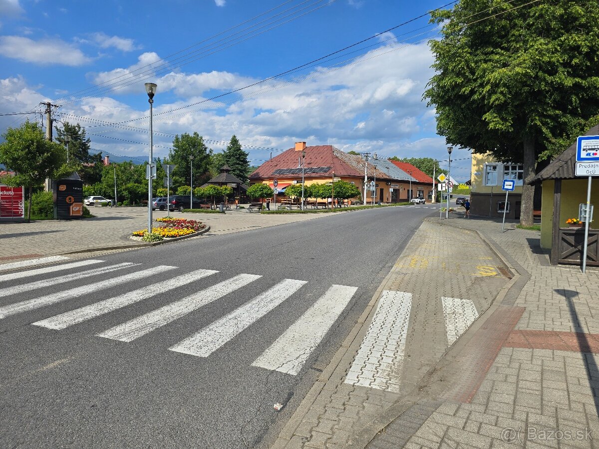 Momentálne najlepší stavebný pozemok končiaci regul potokom - 11