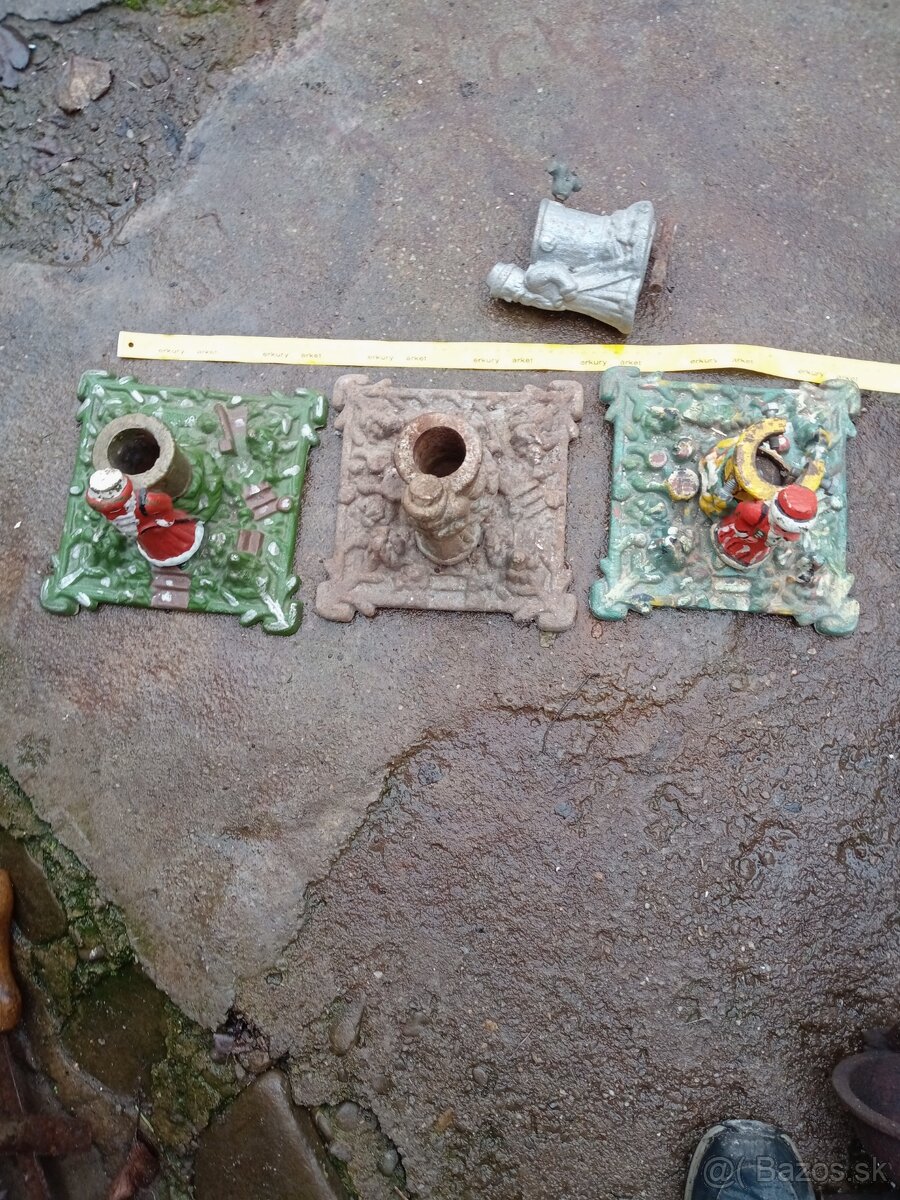 Liatinový držiak na vianočný stromček - 11