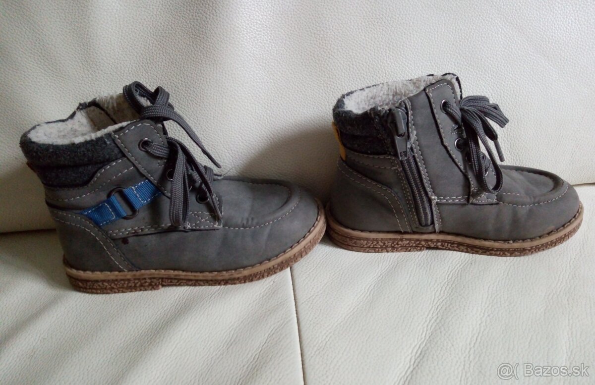 Bobbi Shoes topánočky s kožušinou veľkosť 23 - 11